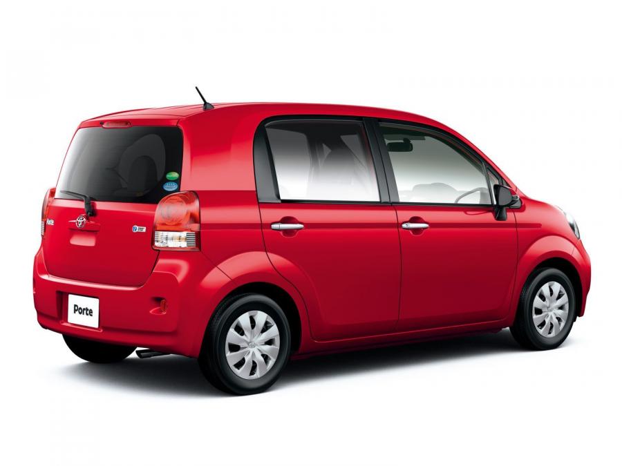  Toyota Porte 2013 года  (фото 8 из 12)